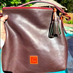 Dooney and Bourke hand bag